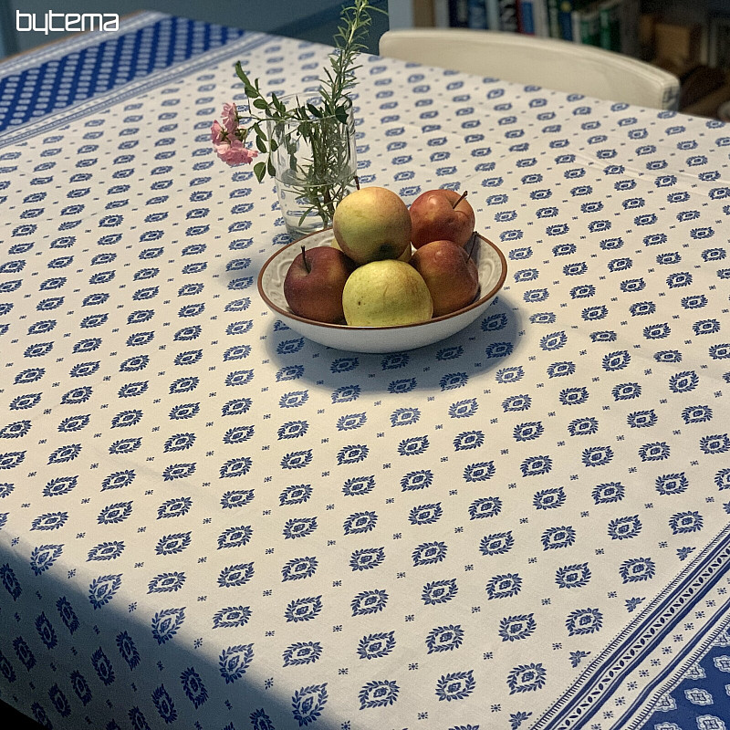 Tablecloths with a border - Teflon treatment