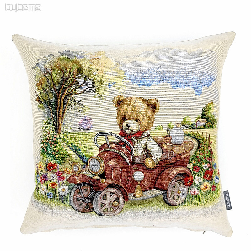 Tapestry pillowcase TEDDY IN THE CAR