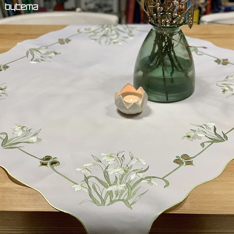 Embroidered tablecloth and scarf SNOW WHITE