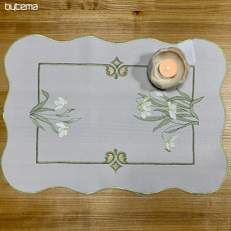 Embroidered placemat SNOW WHITE