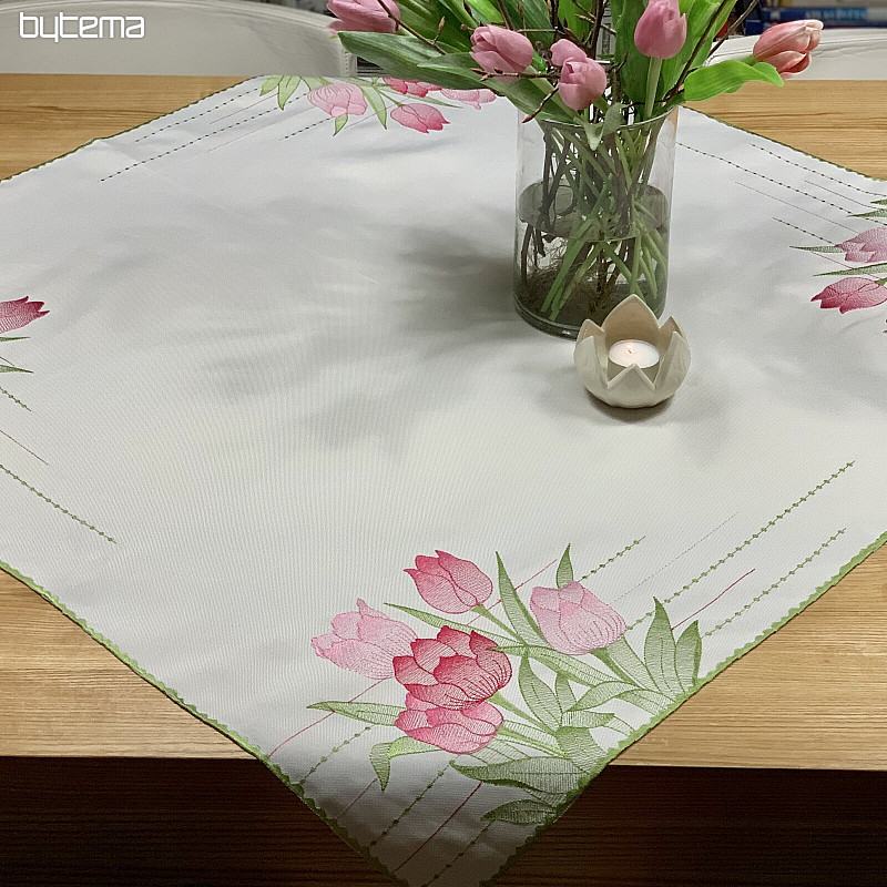 Embroidered tablecloth and scarf Pink tulips