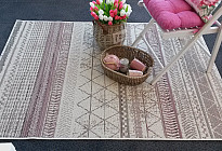 Discover outdoor carpets, a tasteful terrace or balcony