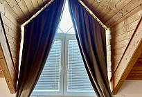 Curtains and curtains for atypical windows