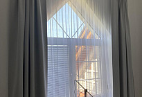 Curtains and curtains for atypical windows