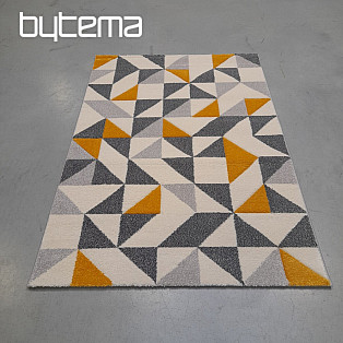 Children's piece rug triangles