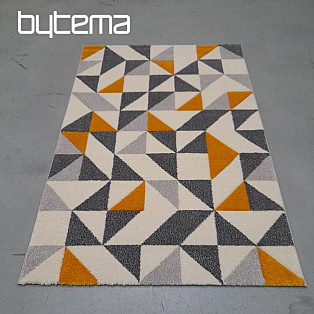 Children's piece rug triangles