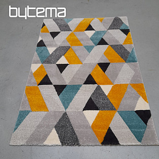 Children's piece rug triangles