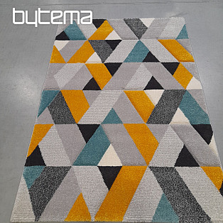 Children's piece rug triangles